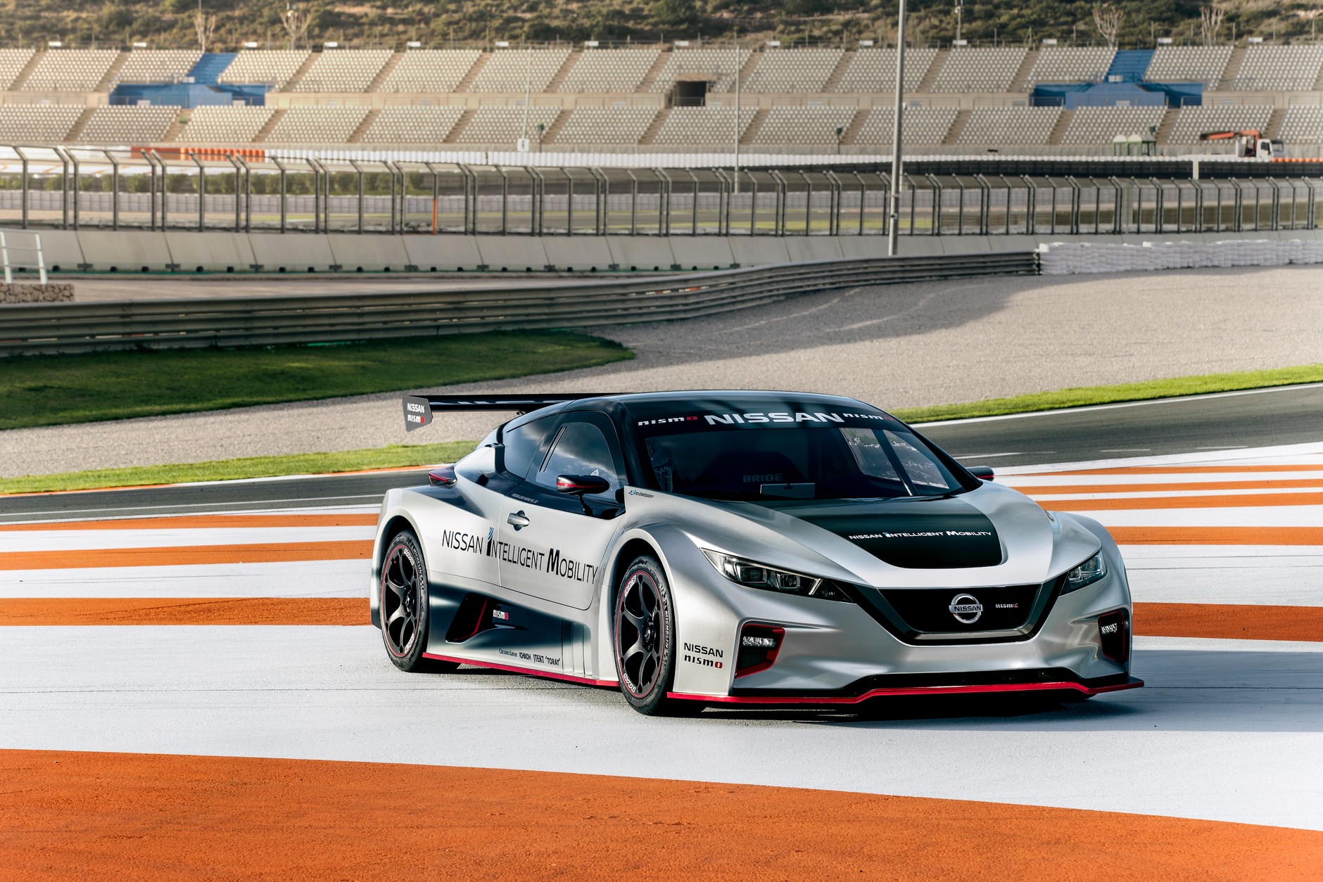 Nissan Leaf Nismo RC