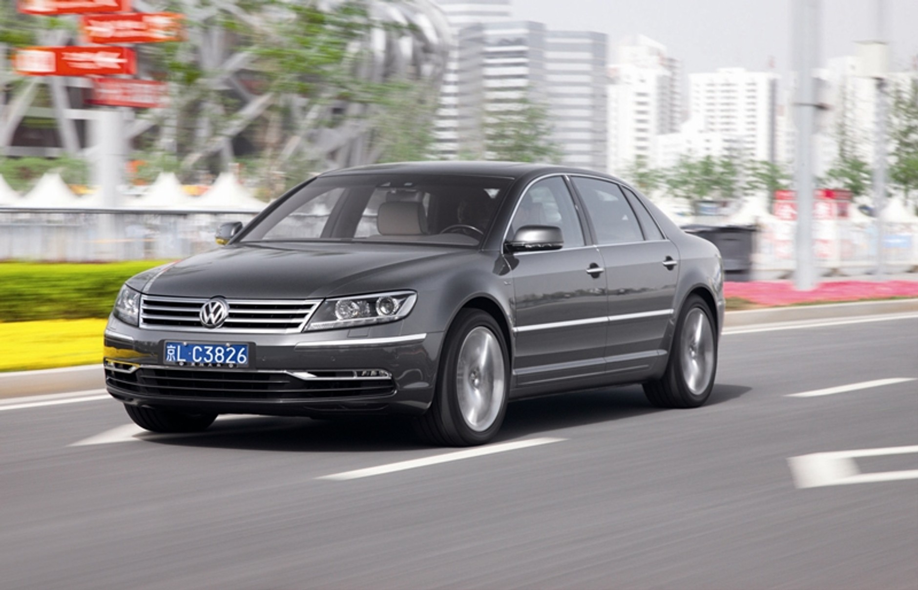 Volkswagen Phaeton – z pięknem trzeba obcować