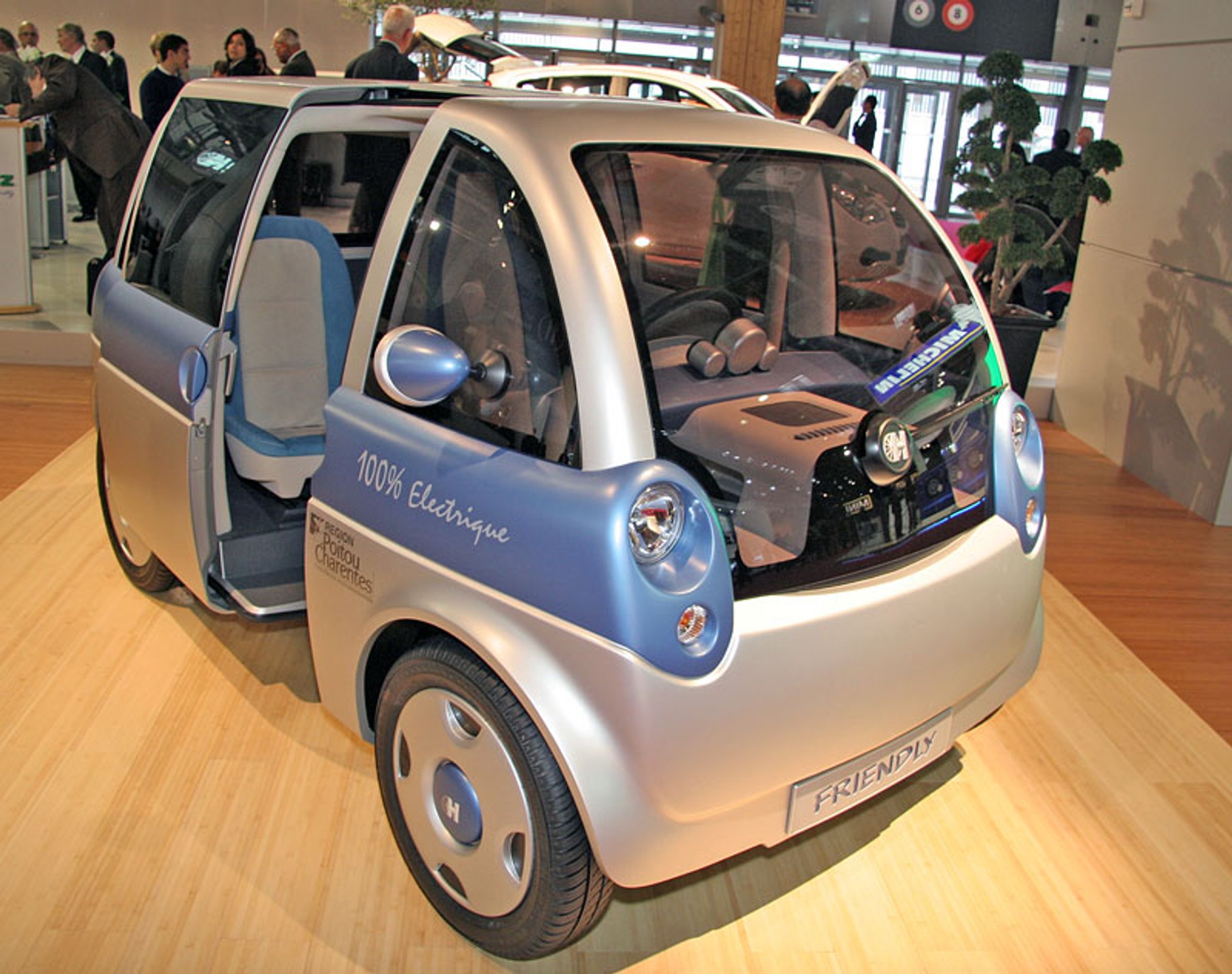 Paryż 2008: Heuliez Friendly – przyjazny elektromobil