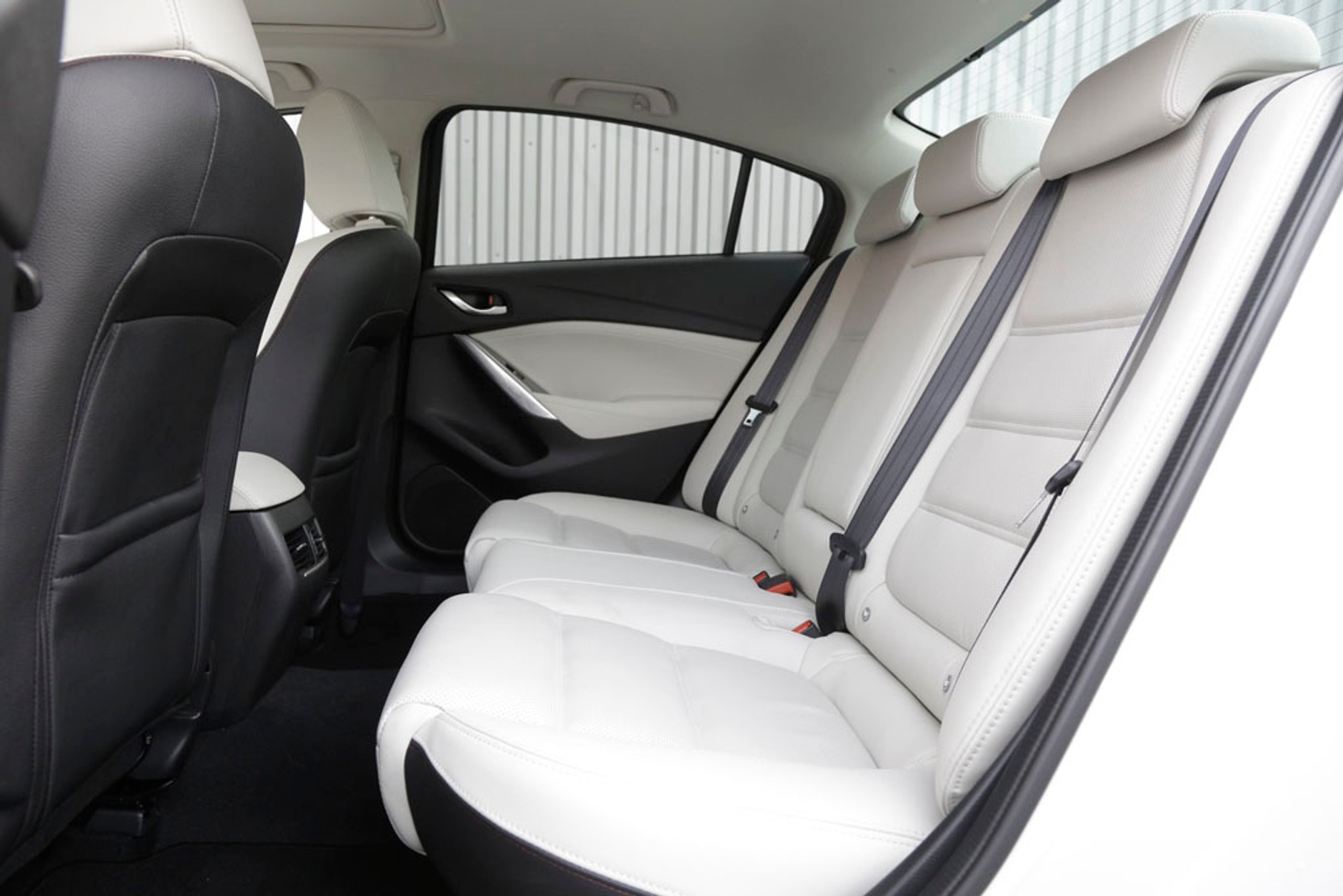 Mazda 6 2.5 Skyactiv-G - aż się prosi o tylny napęd!