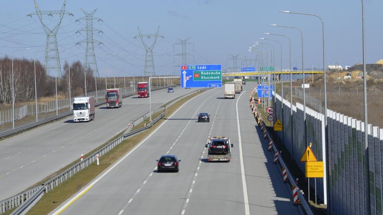 Dzisiaj kierowcy mogą korzystać z 4631,5 km dróg szybkiego ruchu, w tym 1753,6 km autostrad