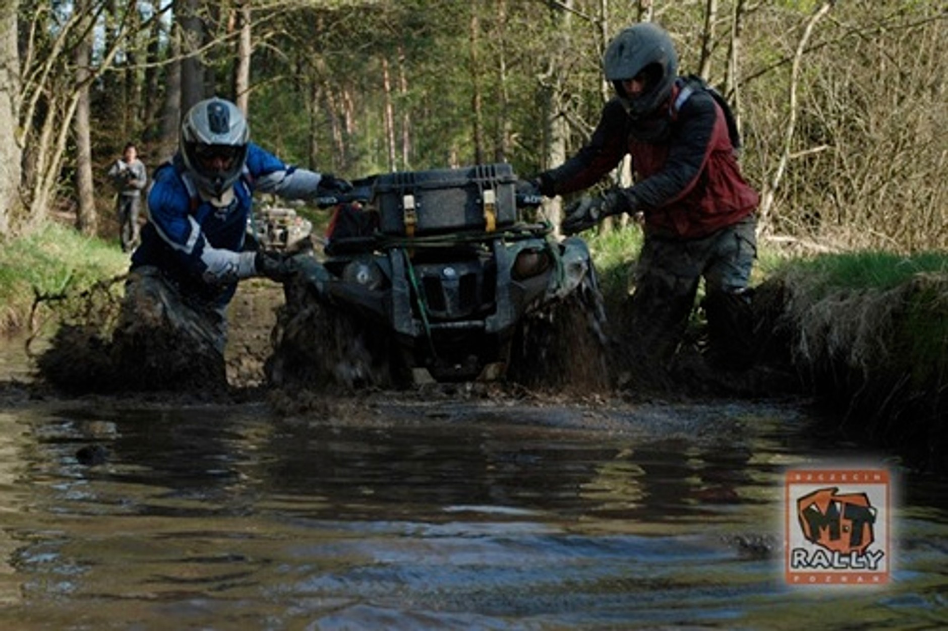 Zakończył się drugi etap rajdu MT Rally