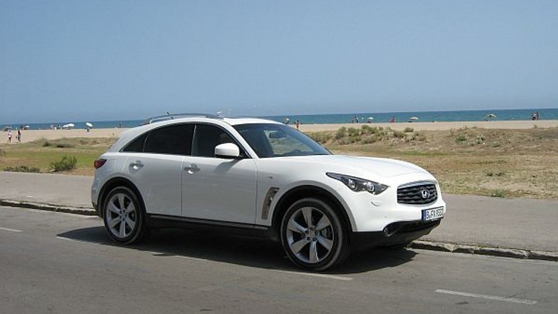 Infiniti FX30d