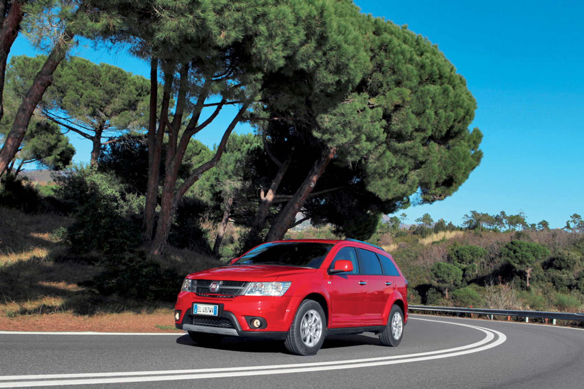 Terenówki dla 7 osób: rodzinna przygoda w terenie