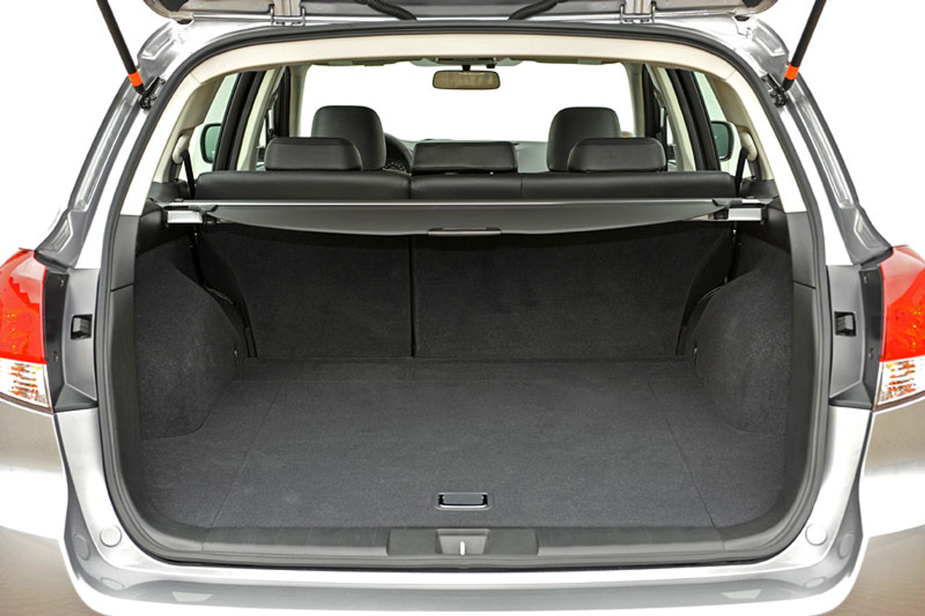 IAA Frankfurt 2009: Subaru Legacy – pierwsze wrażenia, fotogaleria