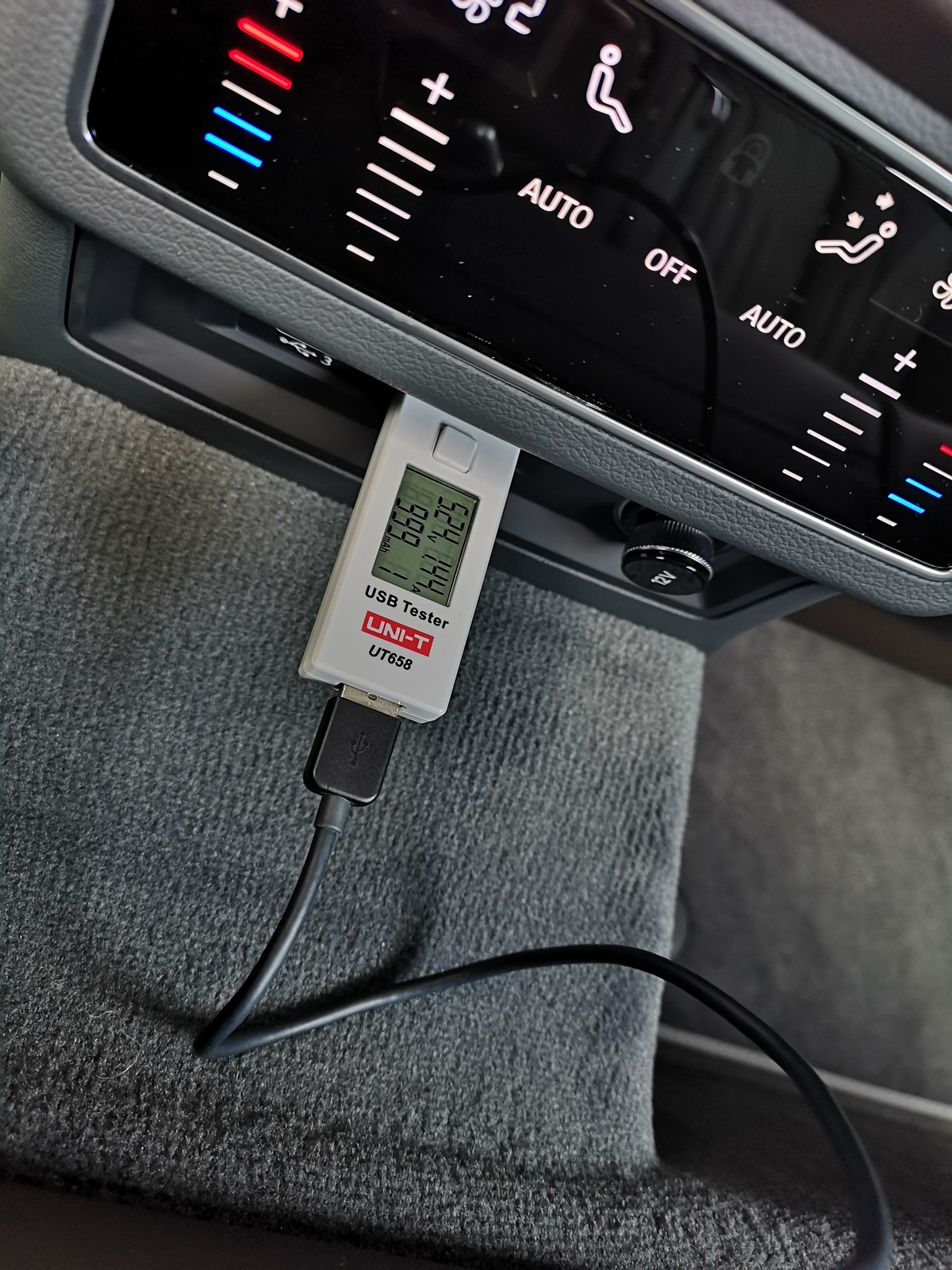 Ładowanie w Audi A6