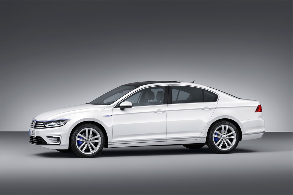 Paryż 2014: Volkswagen Passat GTE