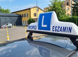 Prezydent podpisał nowelę Prawa o ruchu drogowym. Ile będę kosztować egzaminy na prawo jazdy?