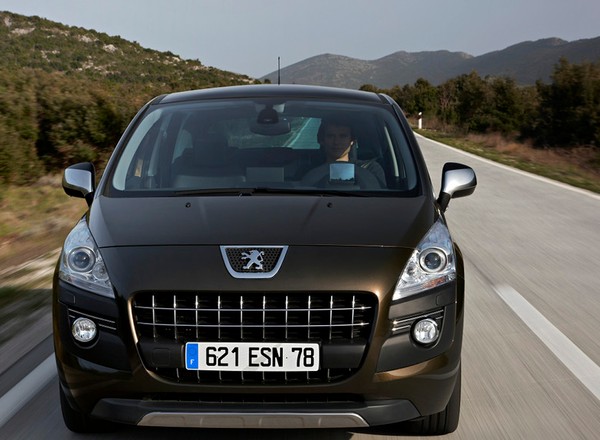 Peugeot 3008 i 5008 także z technologią e-HDI
