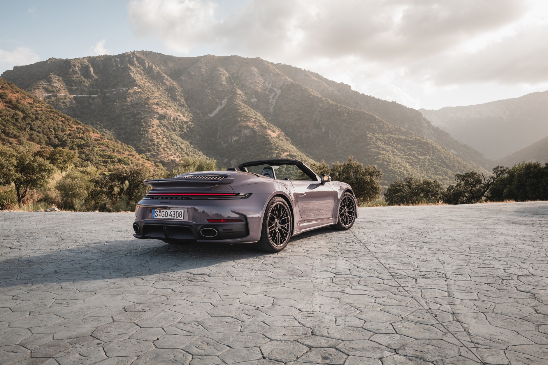 Porsche 911 Turbo S (992.2)