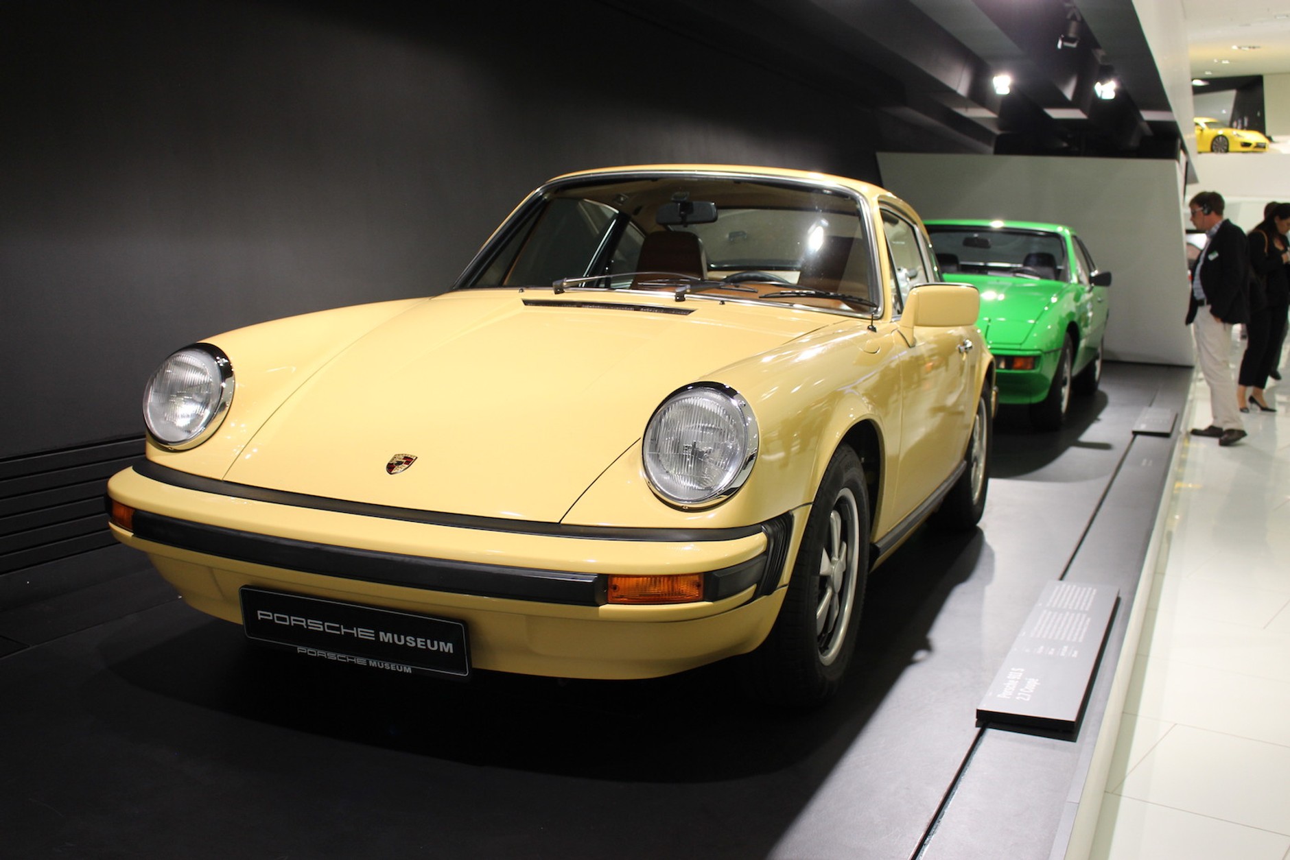 Porsche 911 S - 1977 tok