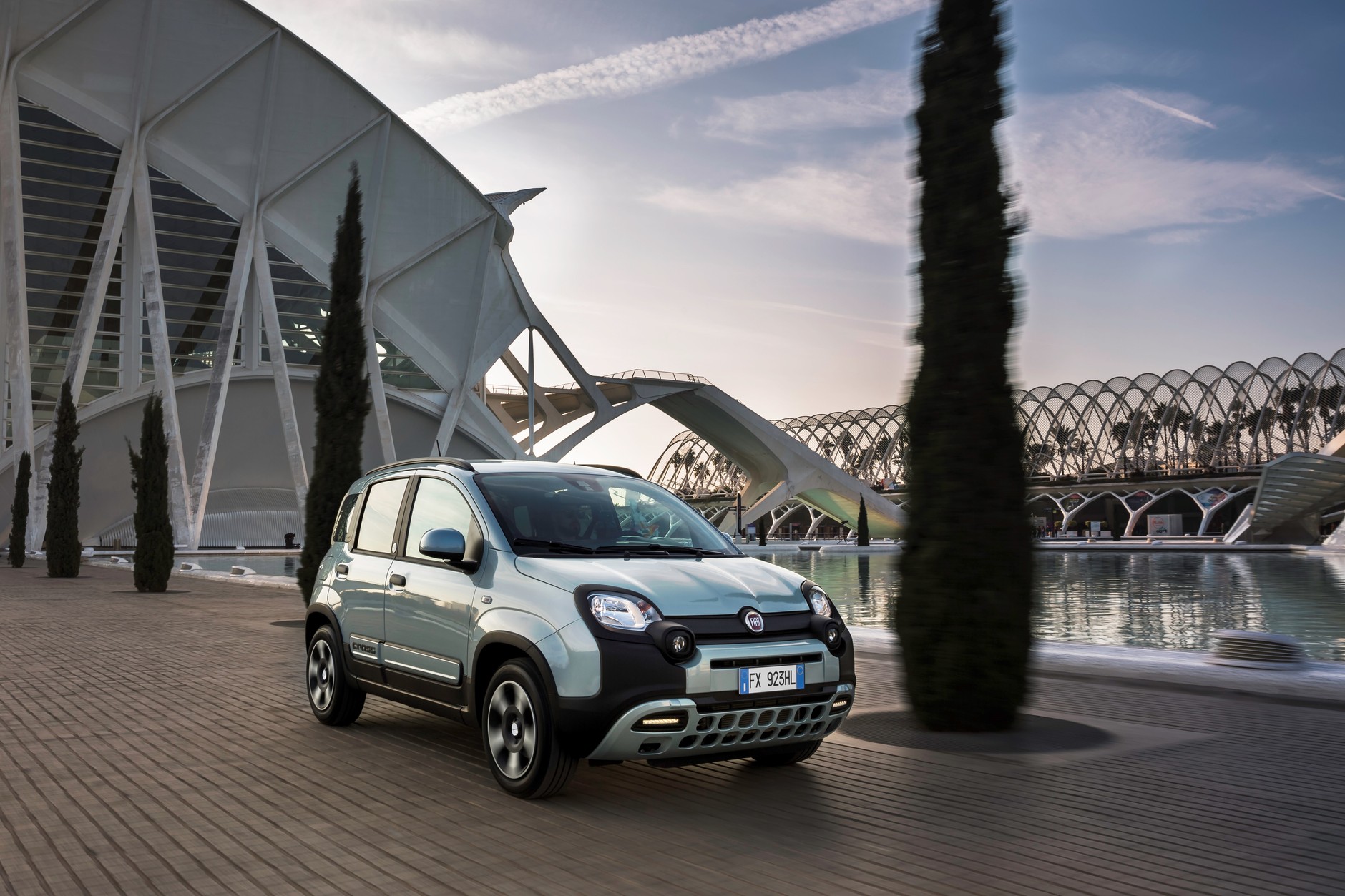Nowe miękkie hybrydy w ofercie Fiata: Panda i 500 Mild Hybrid