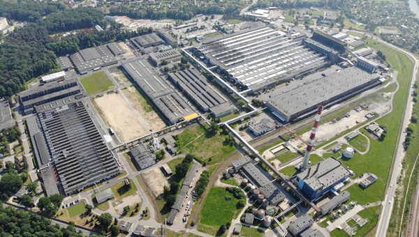 Fabryka Dębicy odbudowana po pożarze