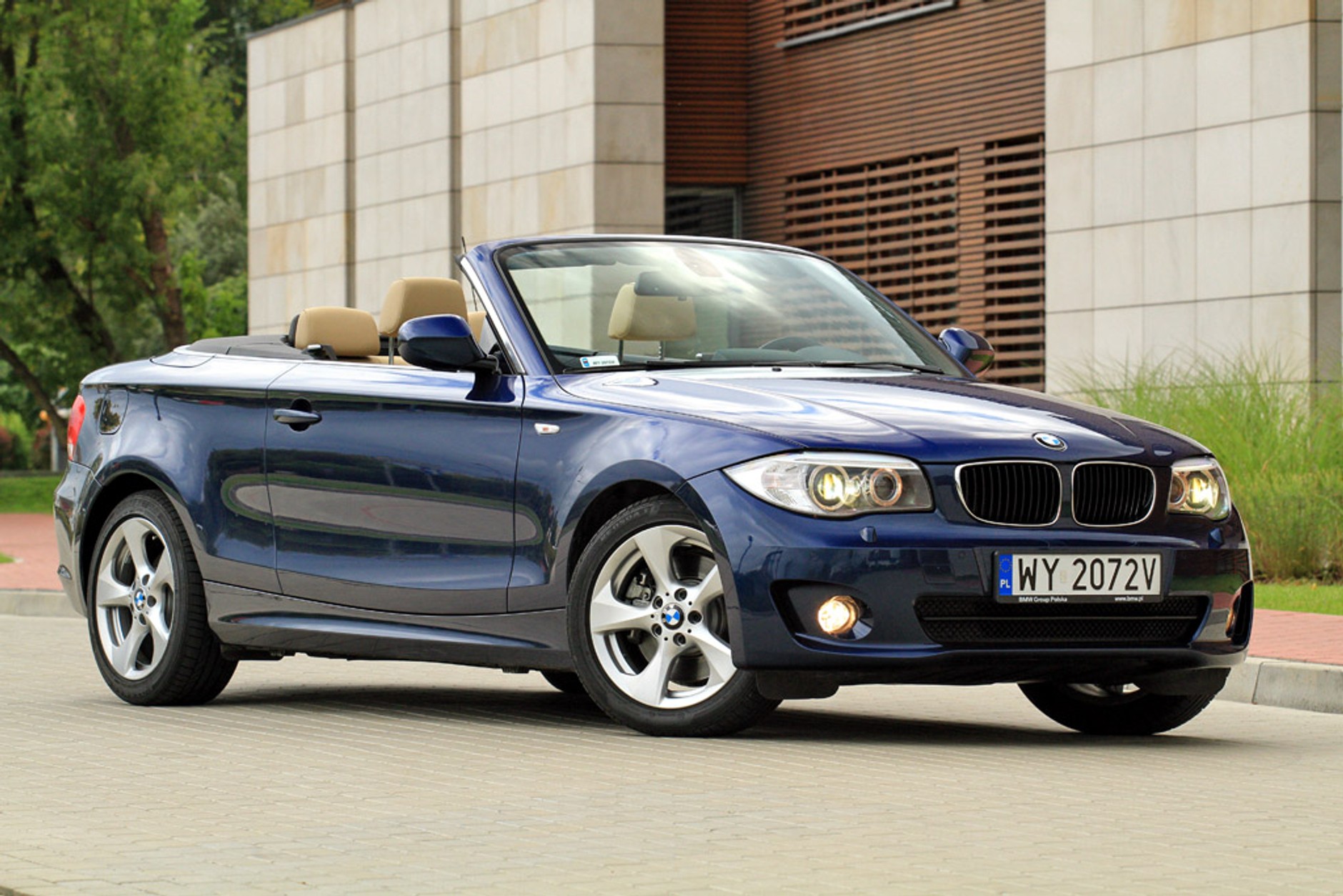 Test BMW 123d: czy mały kabriolet BMW ma sens?