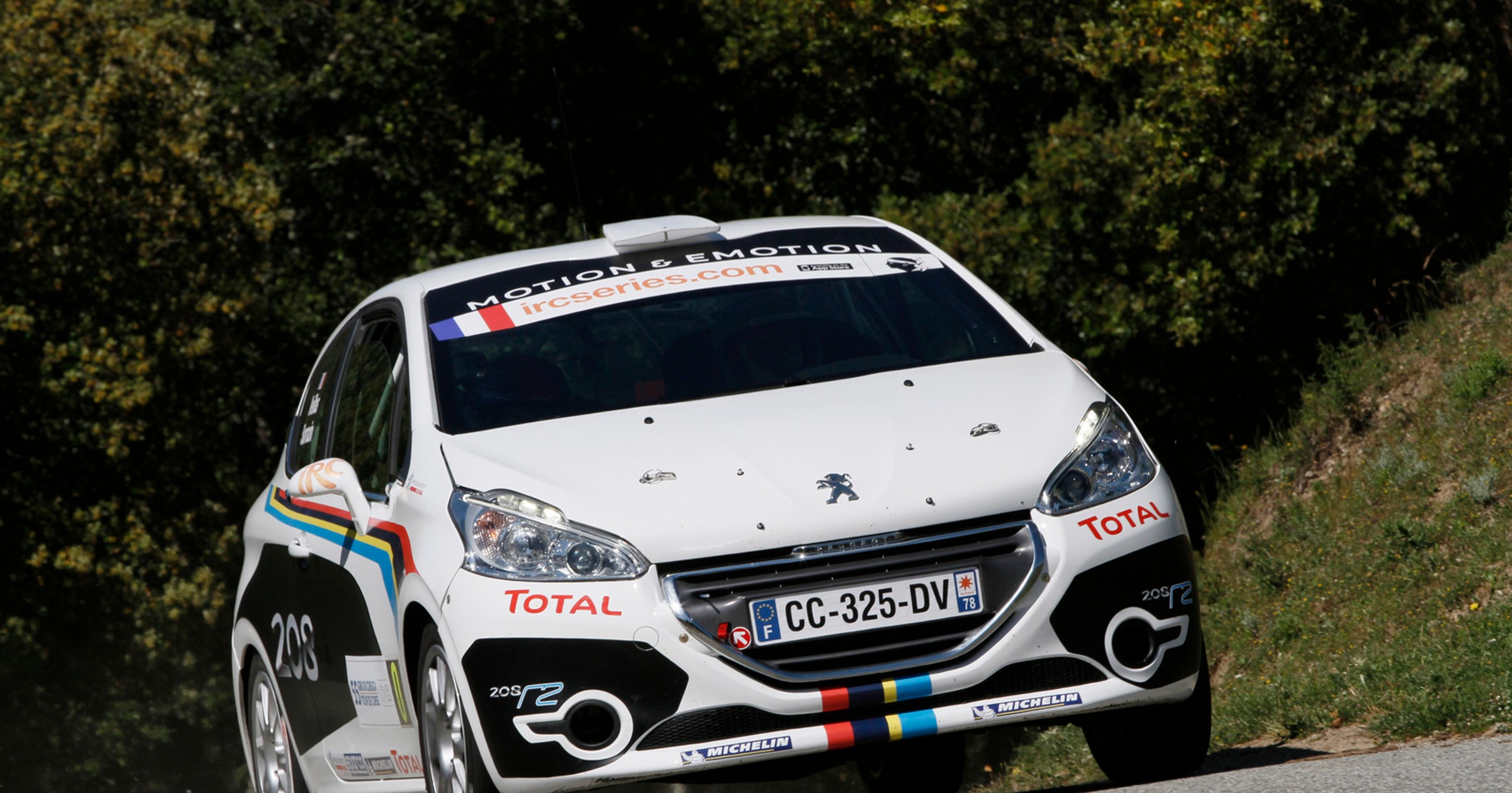 Bryan Bouffier i Peugeot 208 R2 w Rajdzie Polski 2012