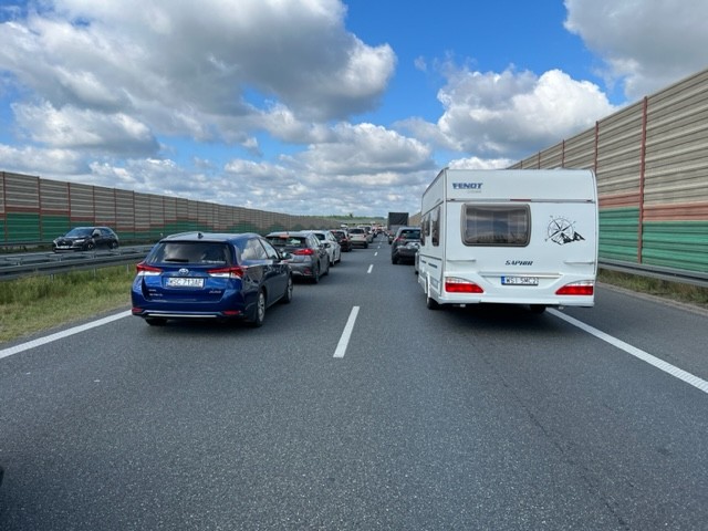 Poważny wypadek na autostradzie A2 w kierunku Poznania.
