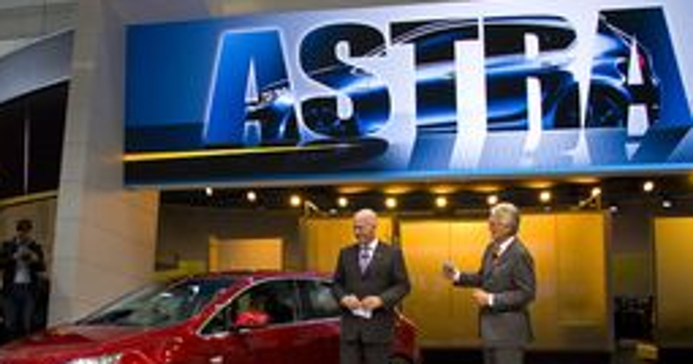 IAA Frankfurt 2009: Opel Astra: dane techniczne i ceny (fotogaleria)