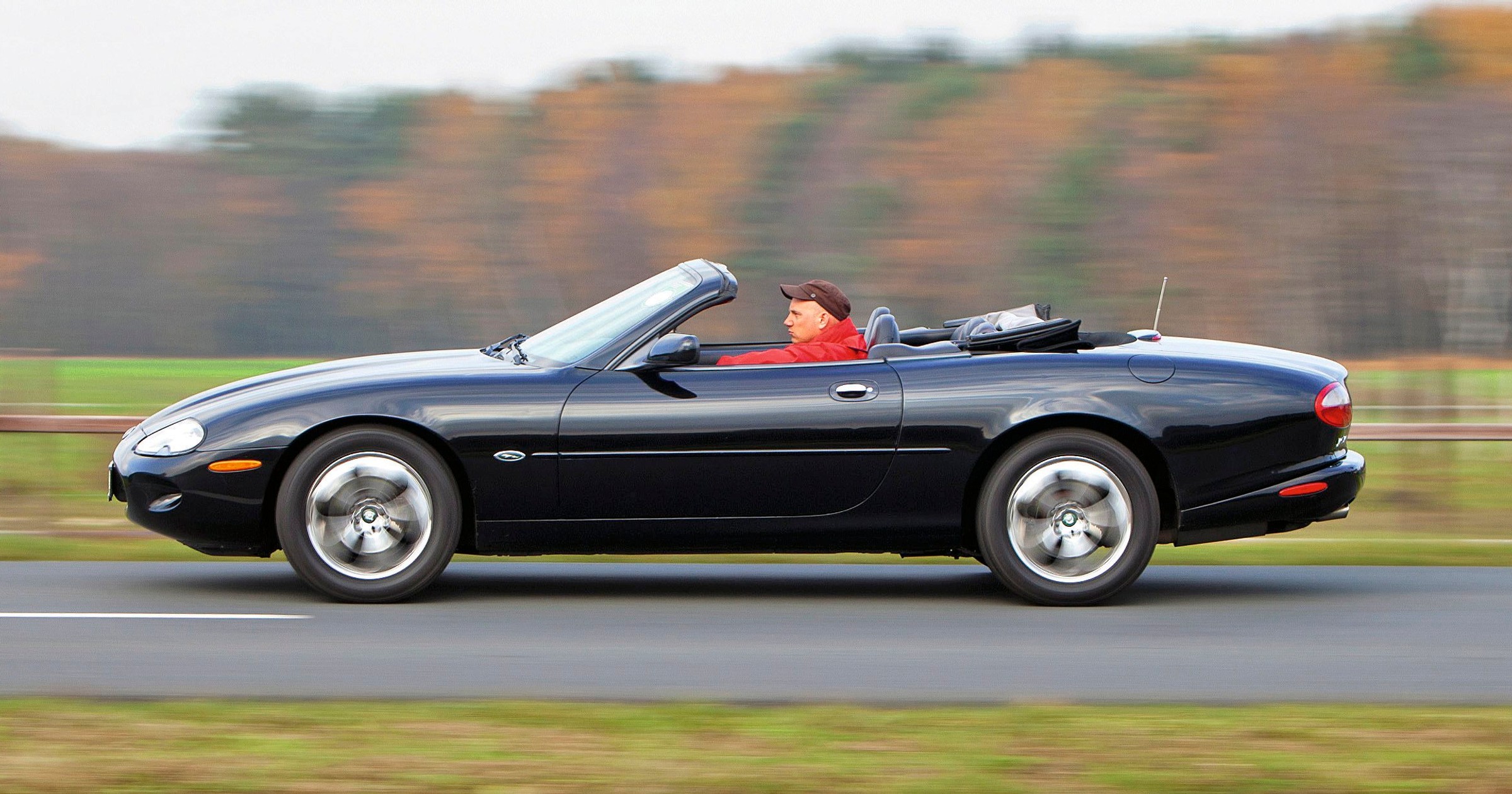 Jaguar XK8