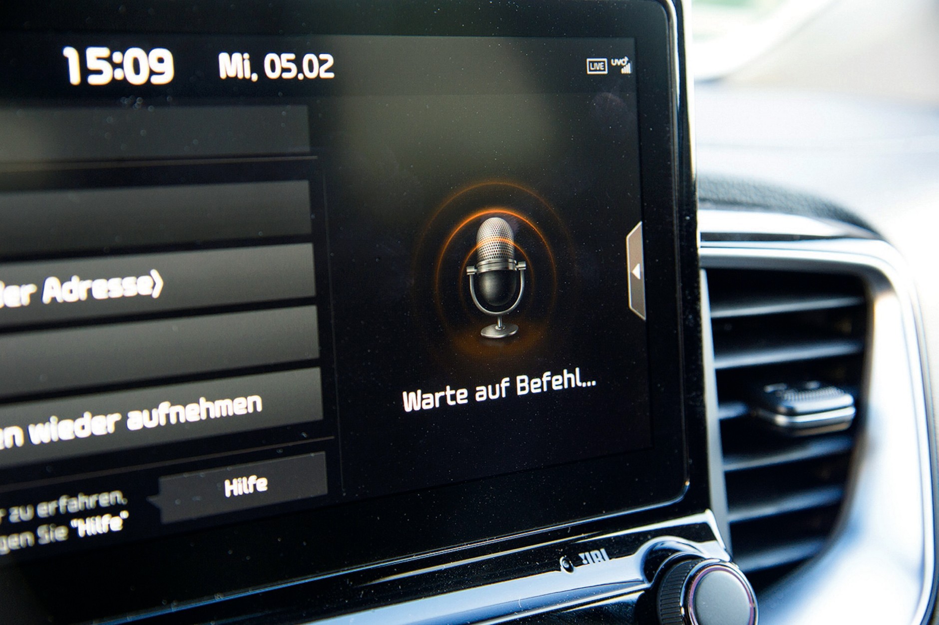 Porównanie: VW Golf VIII kontra BMW serii 1, Kia Ceed, Mercedes klasy A i Opel Astra