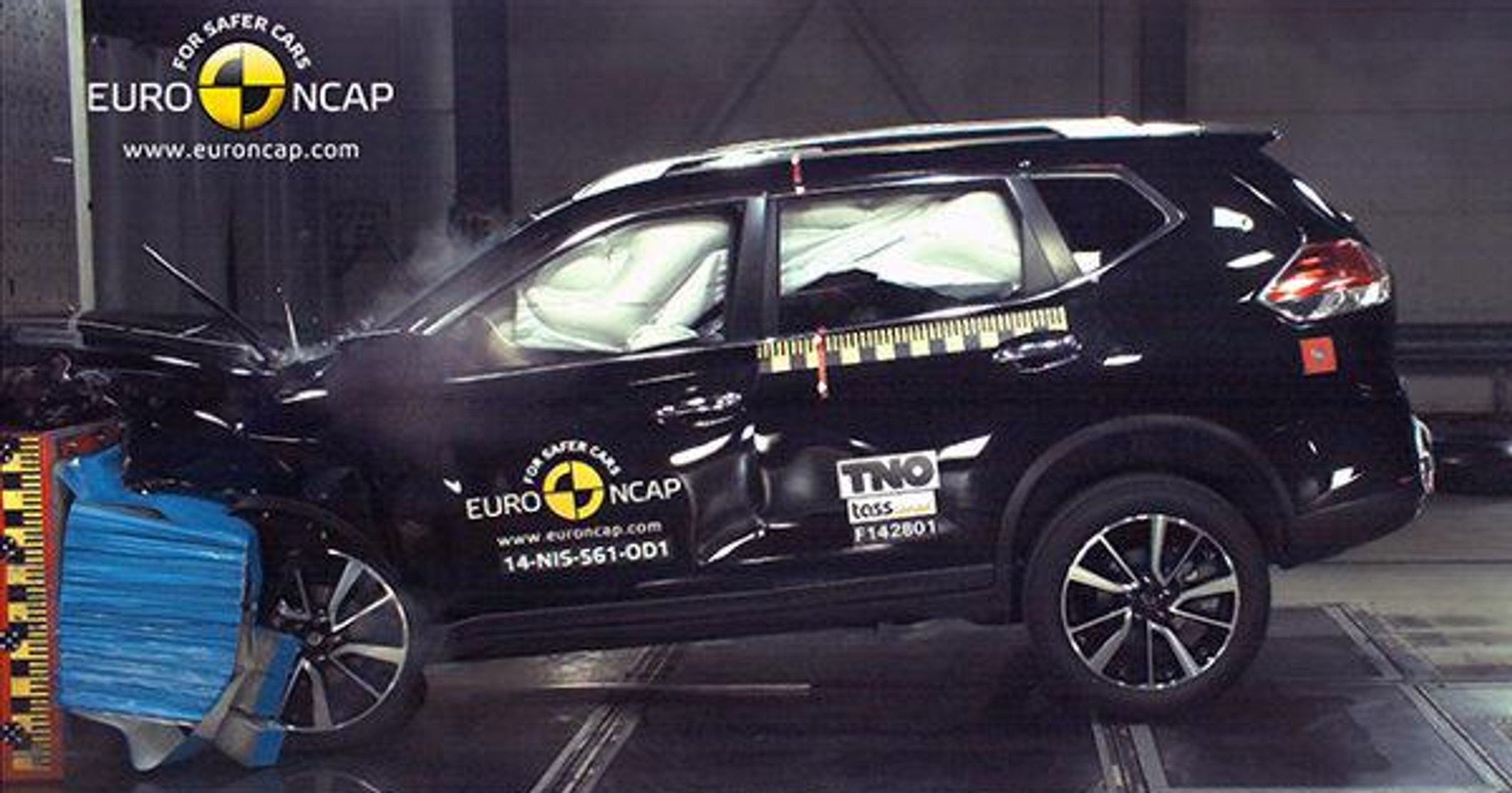 NissanX-Trail_1_d