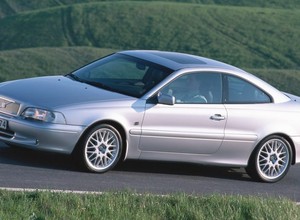 Volvo C70: wyjątkowe coupe ma 20 lat