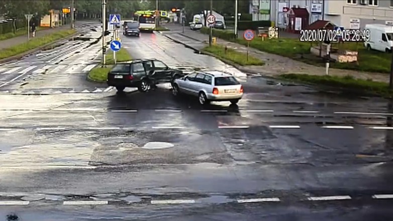 Nie ustąpił pierwszeństwa przejazdu