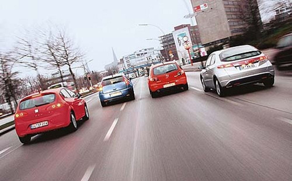 Seat Leon, Citroen C4, Mazda 3 Sport, Honda Civic - Przeciętność? Nie! Czas na awangardę