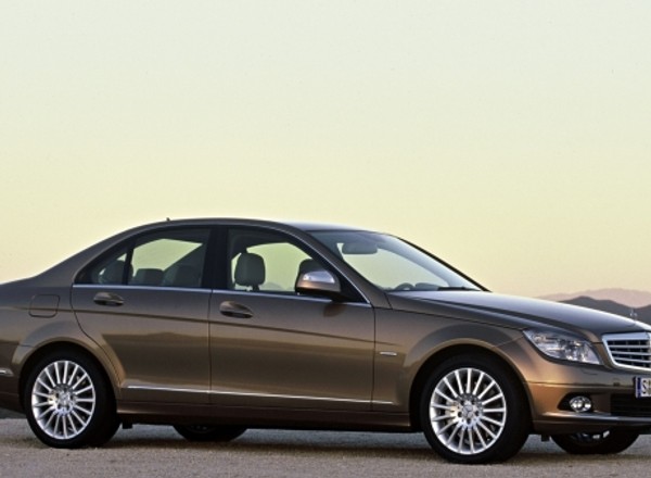 Mercedes C Klasa W204: znowu bezawaryjny? Opinie