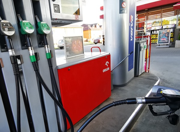 Promocja na Orlenie przedłużona. Wiemy, do kiedy zatankujesz z rabatem