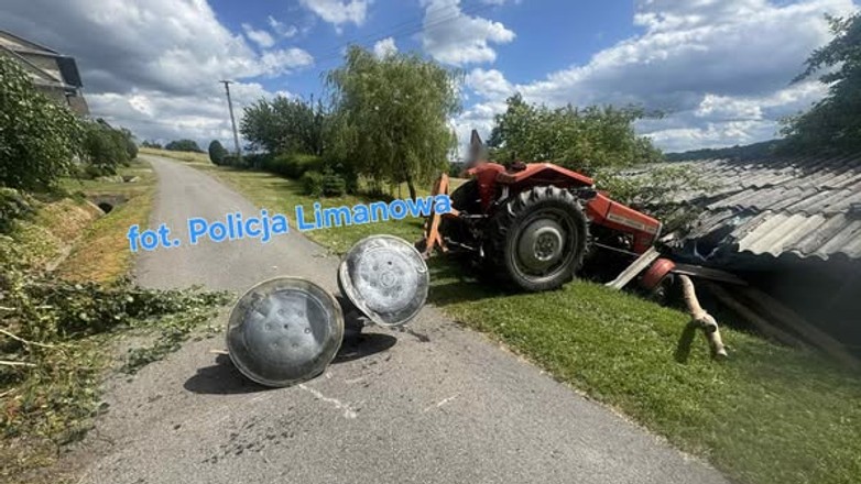 48-latek nie opanował traktora. Badanie trzeźwości rozwiało wątpliwości