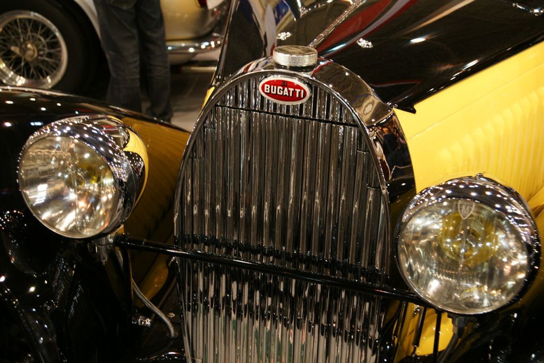 Techno Classica Essen 2010: targi rekordów - zaprzeczenie kryzysu w motoryzacji (galeria)