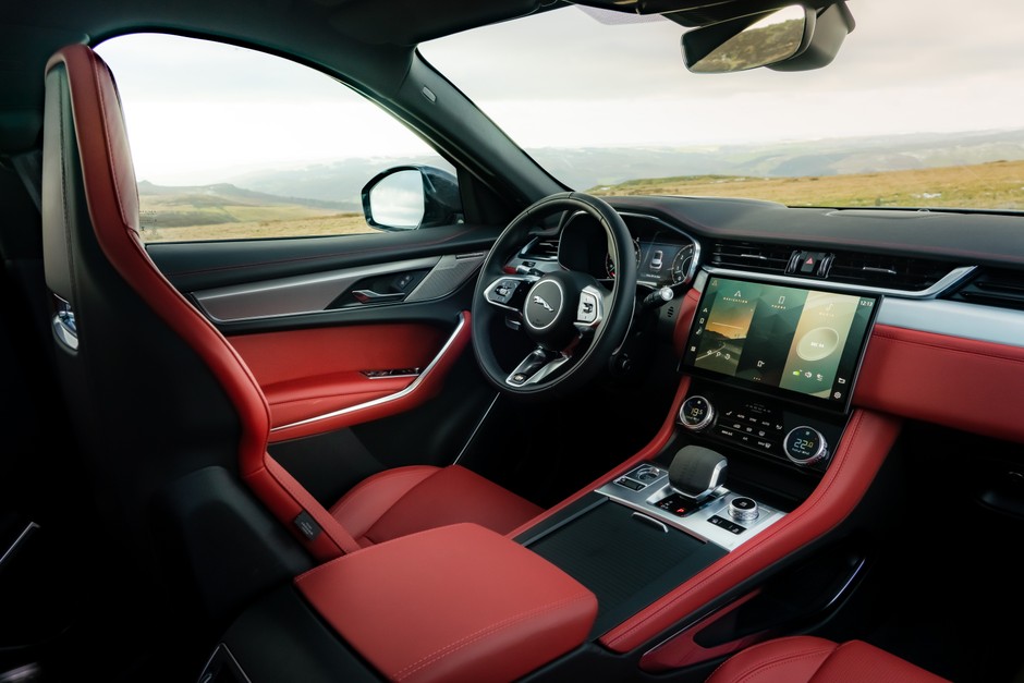 Jaguar F-PACE