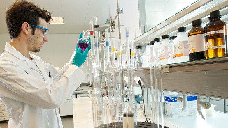 LANXESS wspiera rynek przyszłości produktami dla "zrównoważonej mobilności"