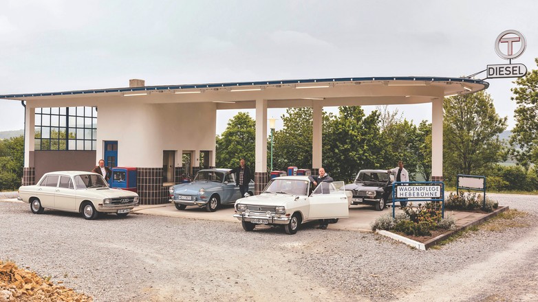 Porównanie aut klasy średniej z lat 60. - Volkswagen, Audi, Opel czy Renault?