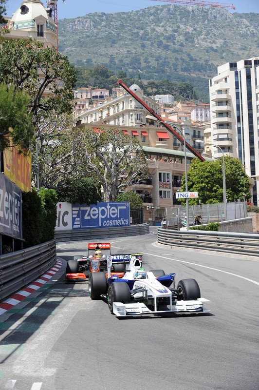 Grand Prix Monaco 2009: Button królem, Kubica w garażu (fotogaleria)