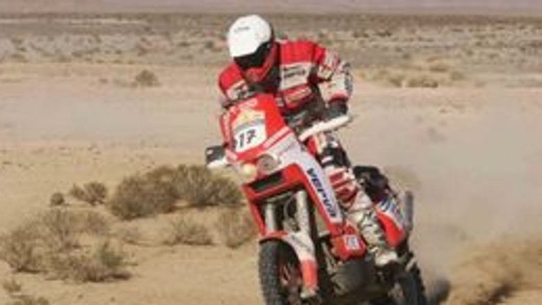 Dakar 2007: Dobra jazda Hołowczyca i motocyklistów