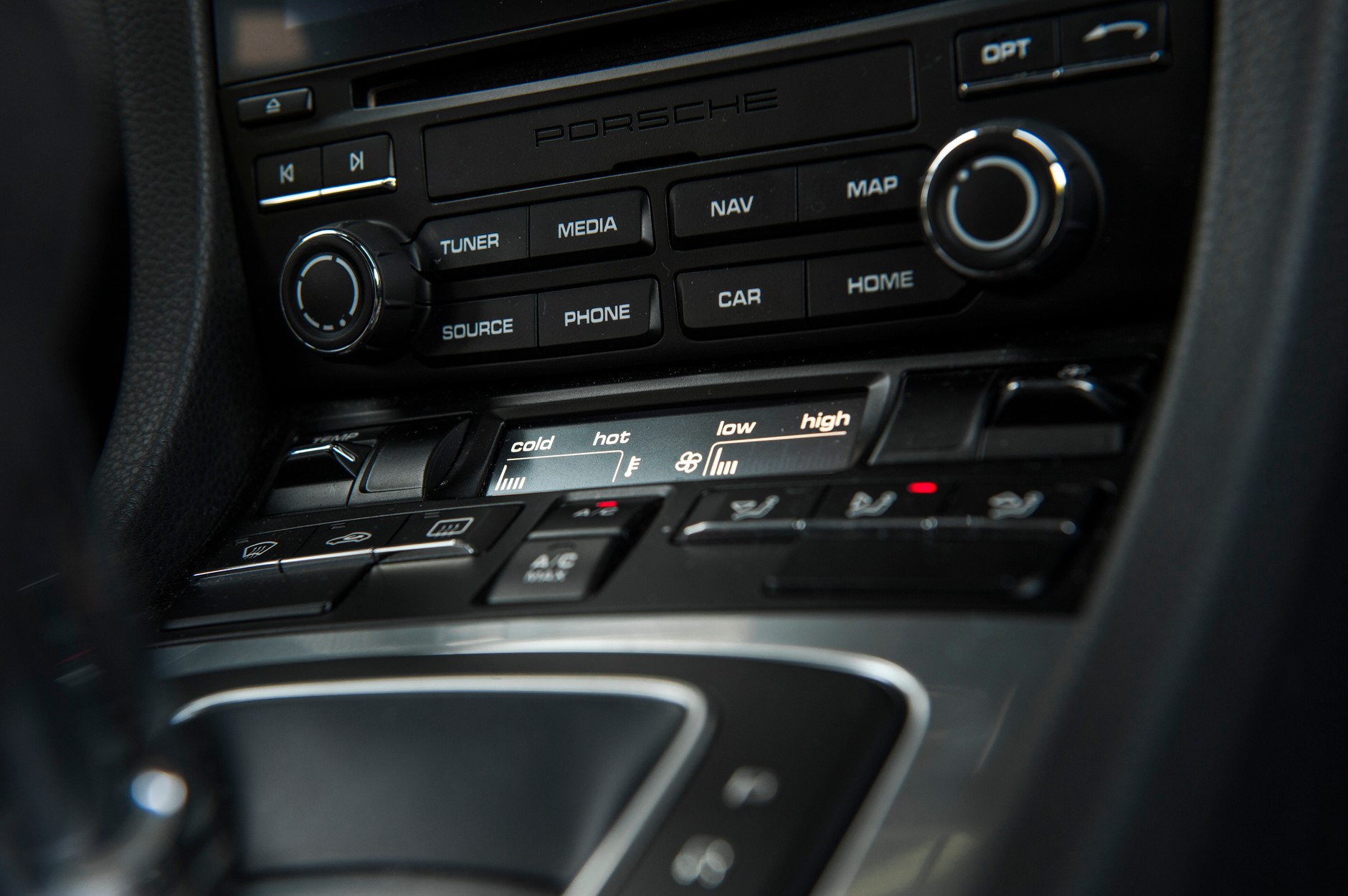 Jaguar F-Type i Porsche 718 Cayman