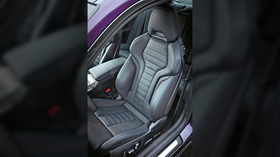 BMW M240i xDrive Coupe