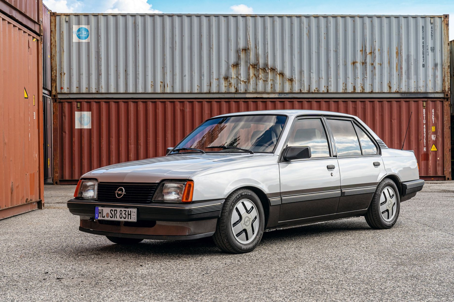 Opel Ascona SR