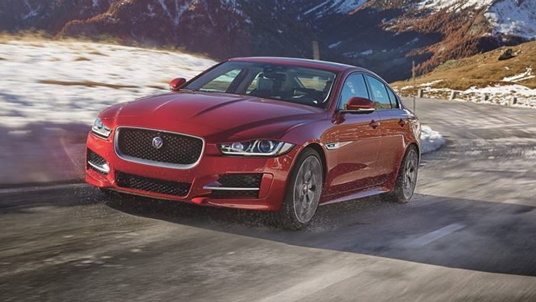 Jaguar XE AWD