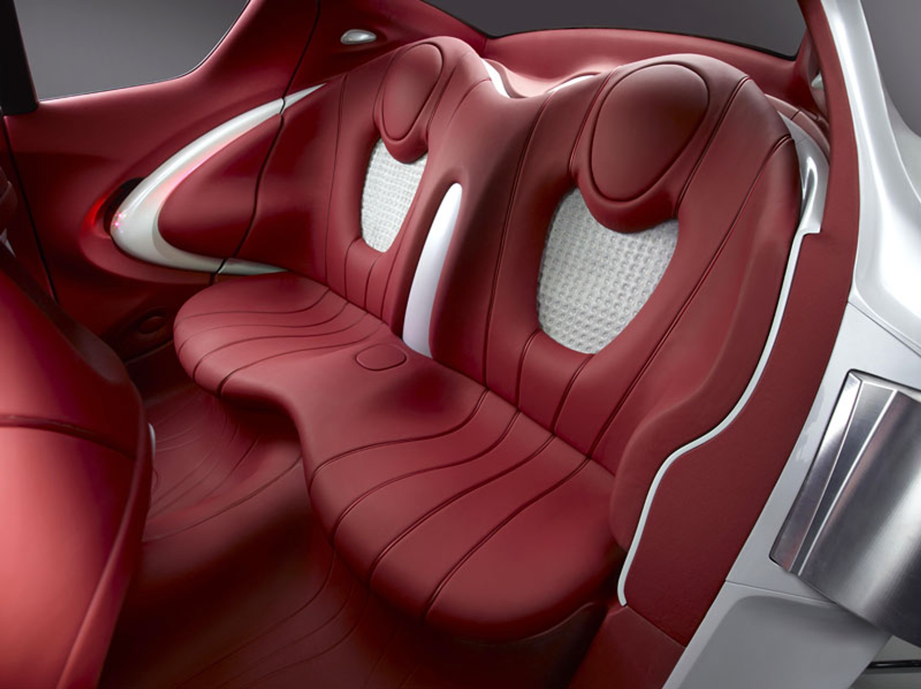 Genewa 2009: Nissan Qazana – terenowa żaba