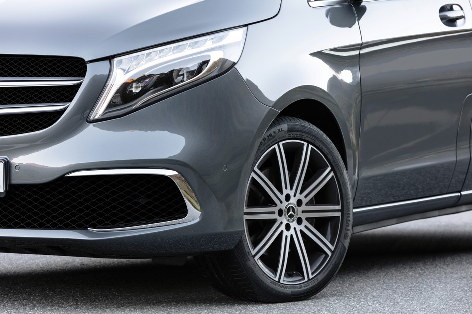 Mercedes V