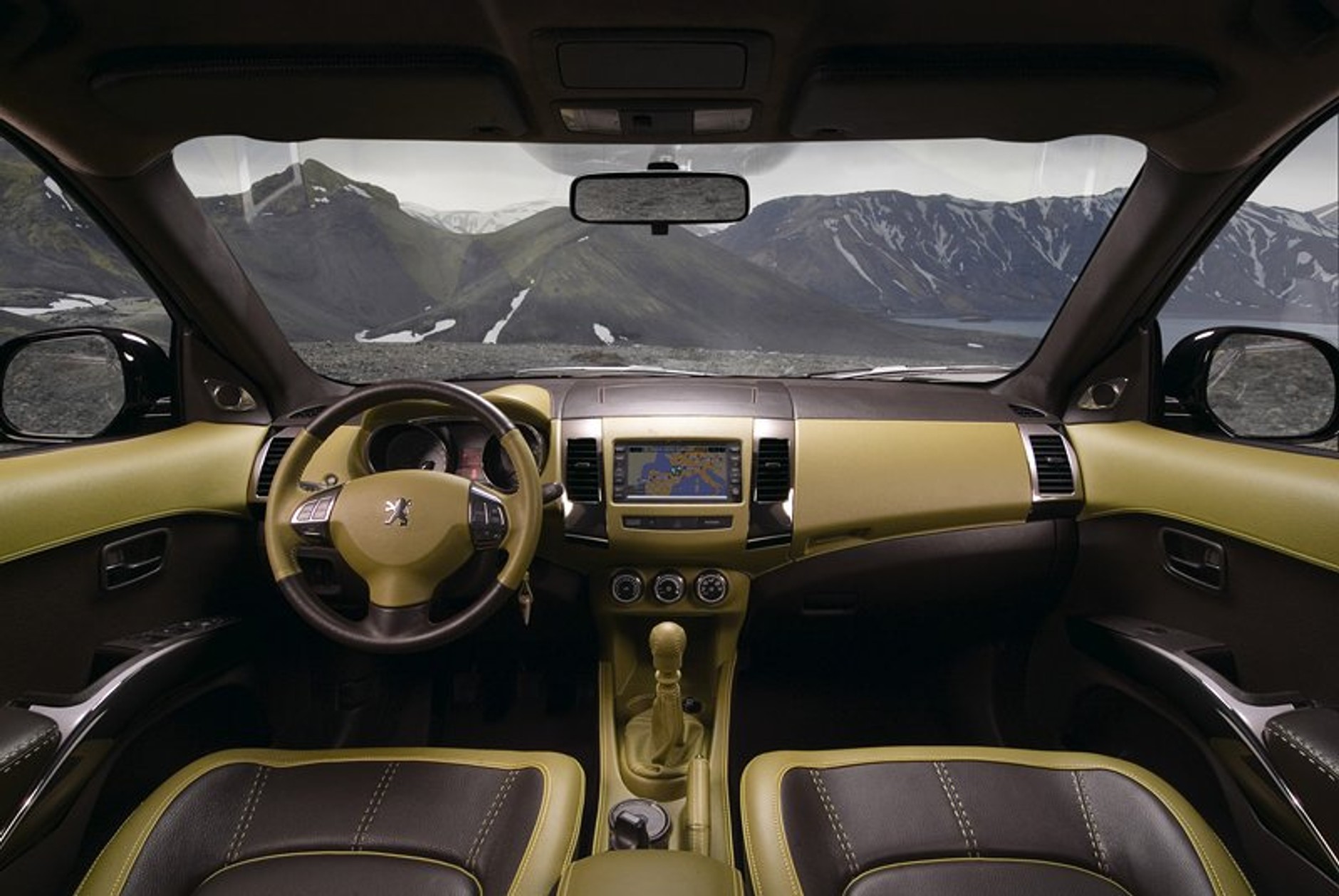 Peugeot w Genewie: 207 SW również jako crossover