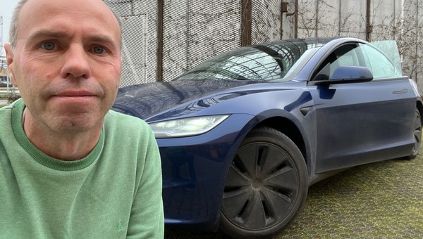 Umówiłem się na jazdę próbną Teslą. Już wiem, co jest źródłem fenomenu amerykańskiej marki