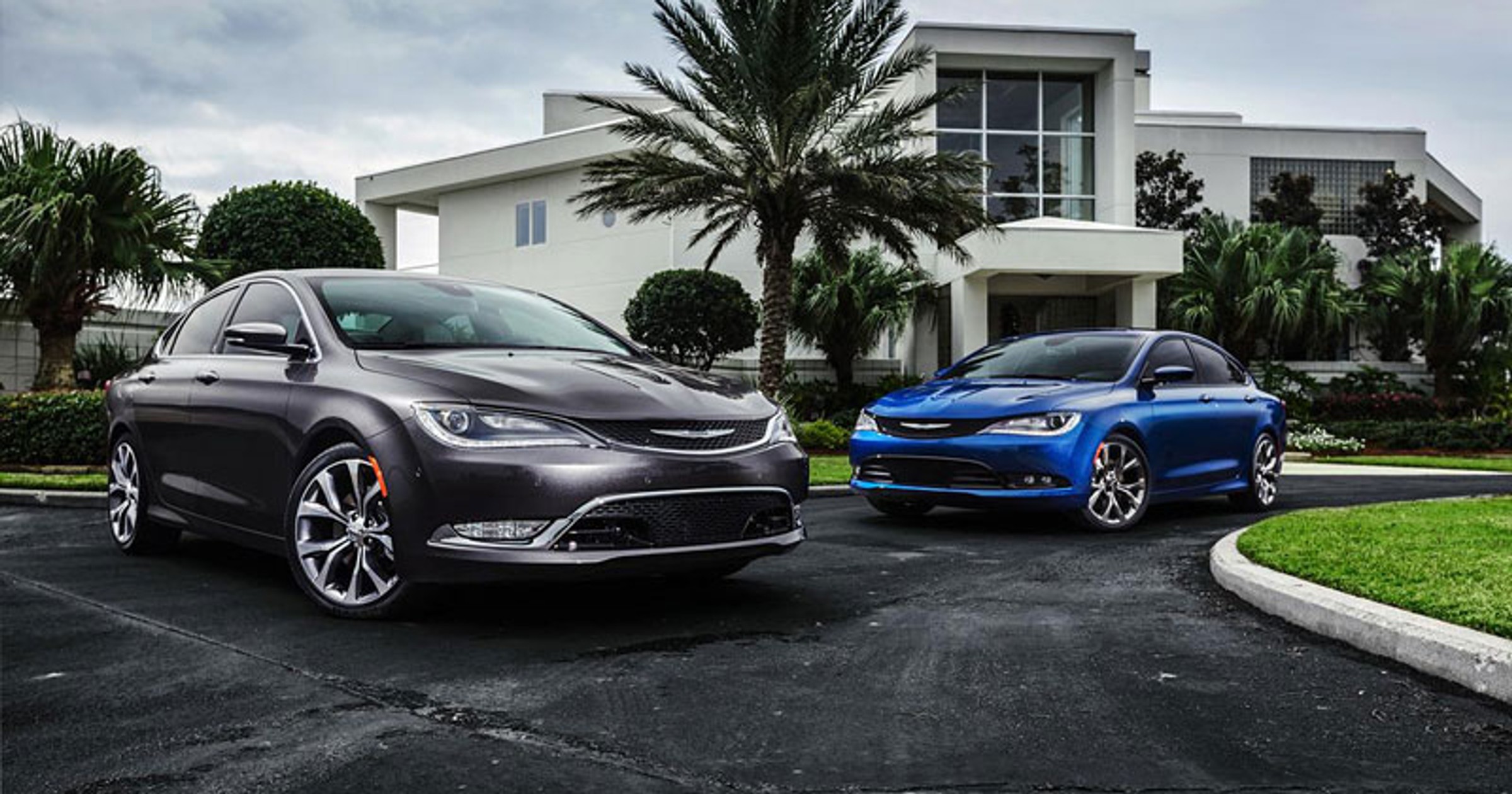 Chrysler 200