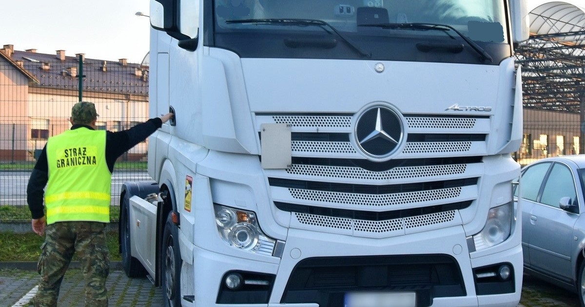 Mercedes Actros odzyskany na granicy