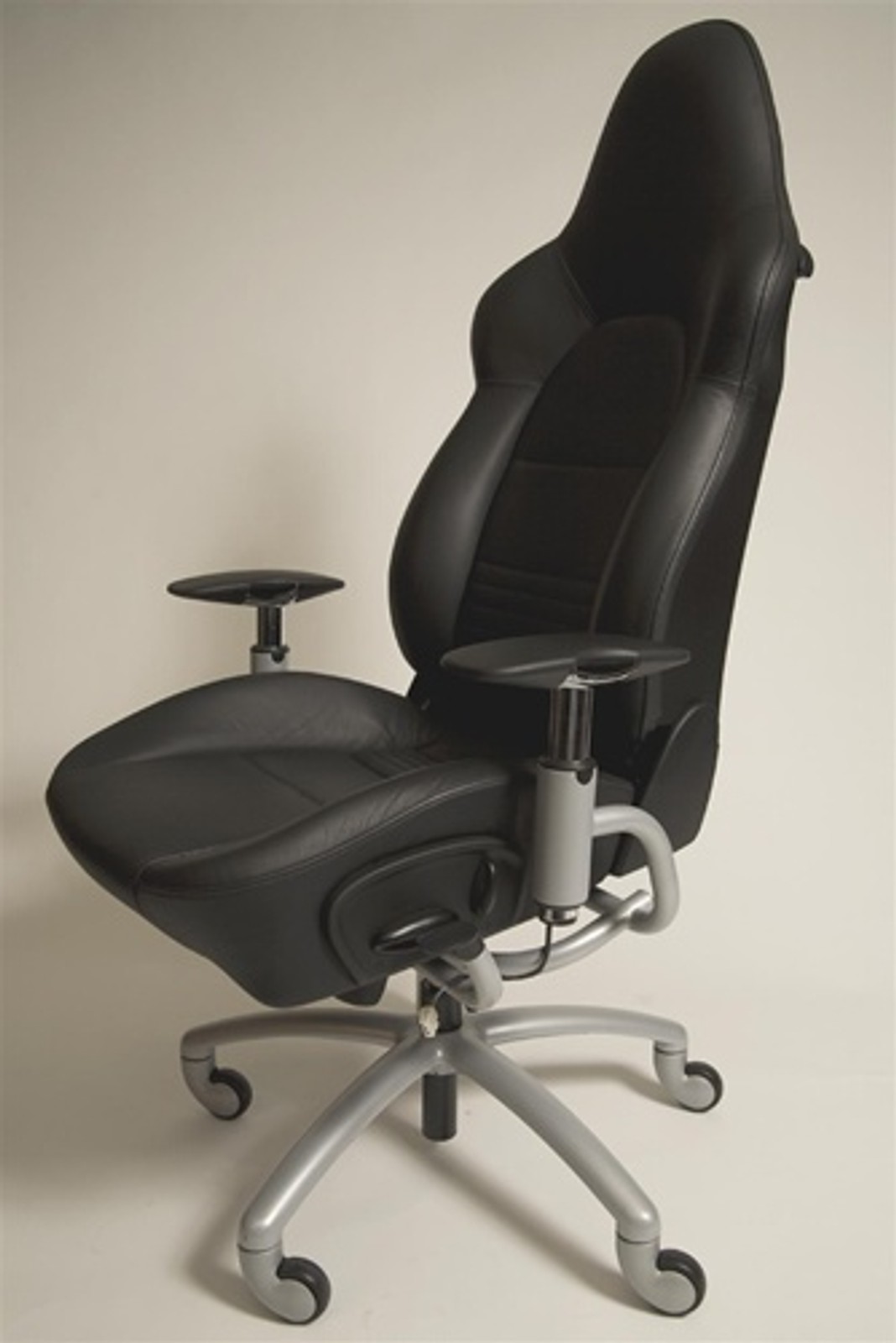 W biurze jak w sportowym aucie