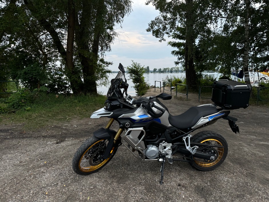 Voge DSX 900