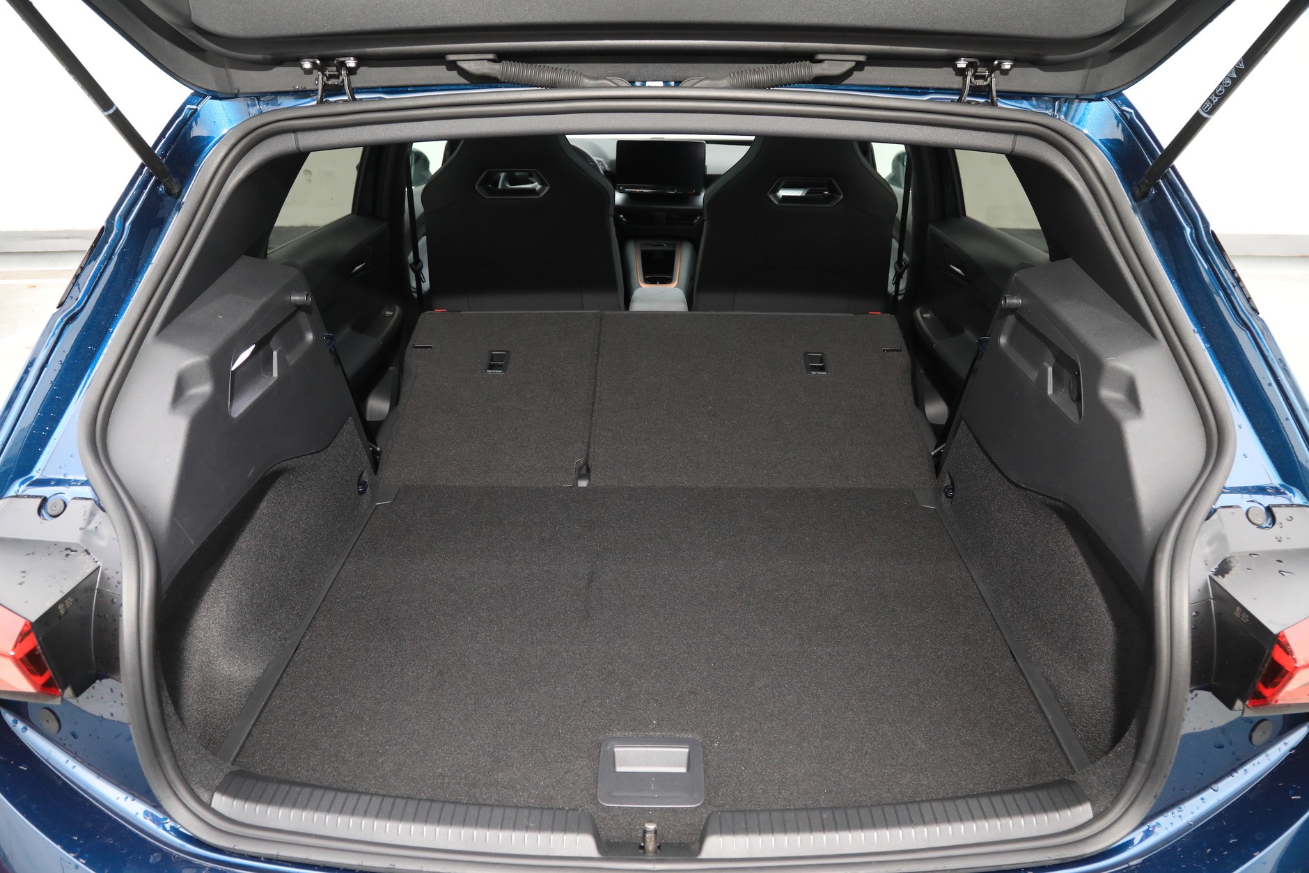 Cupra Born 58 kWh e-Boost (2022 r.)