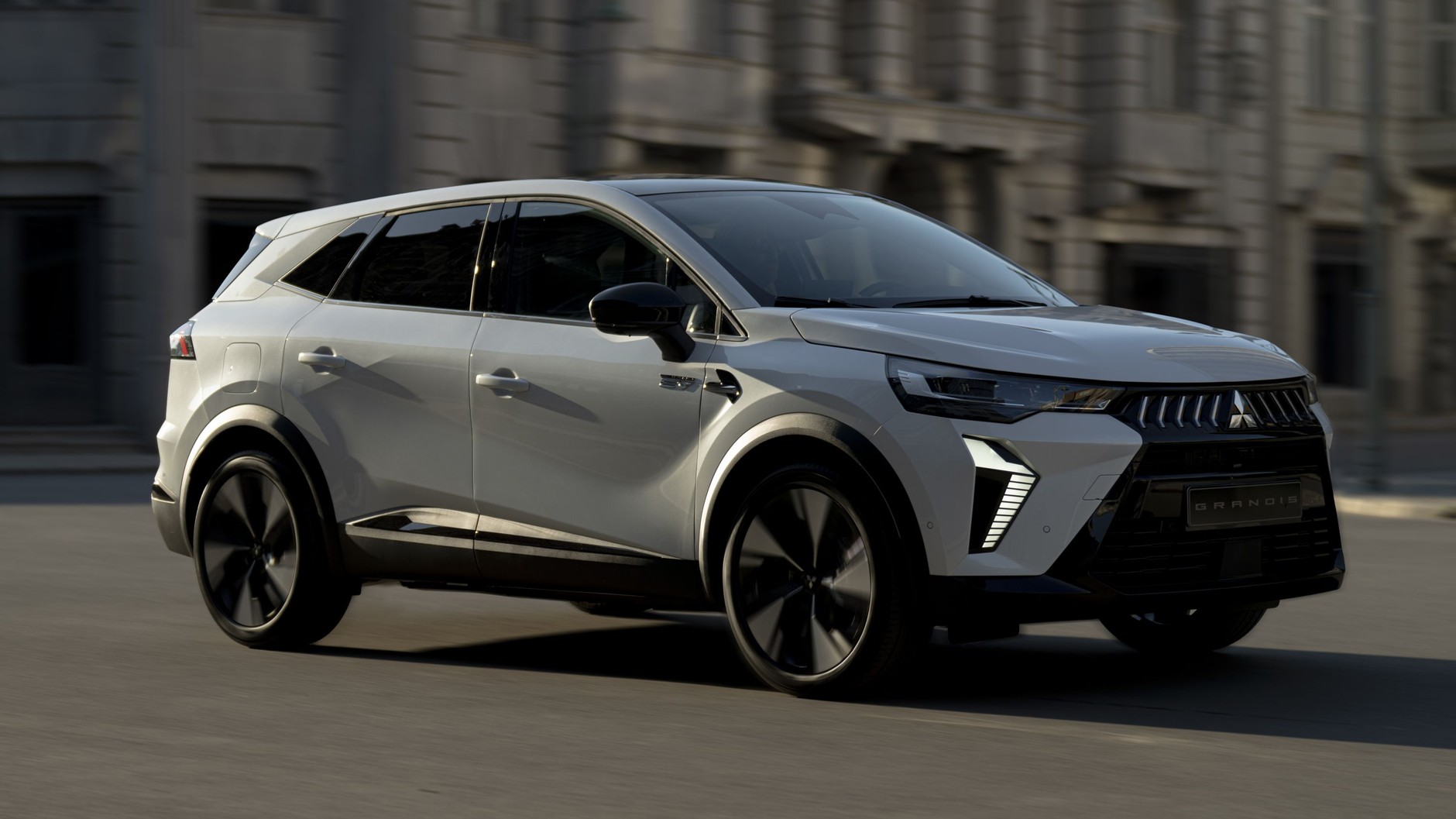 Mitsubishi Grandis (2. generacja)